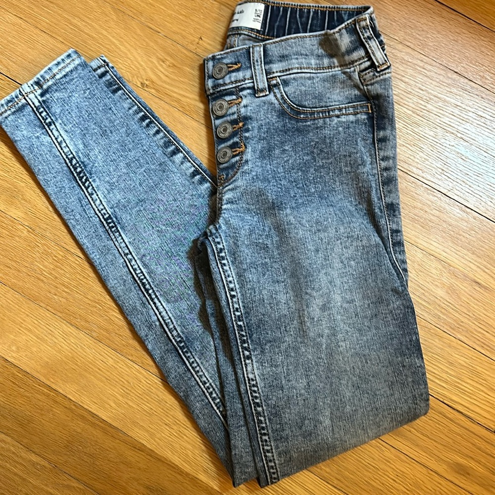 EUC A&F pull on jeans / leggings